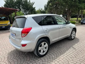 Toyota 2.2 D-4D 177CV Sol Plus